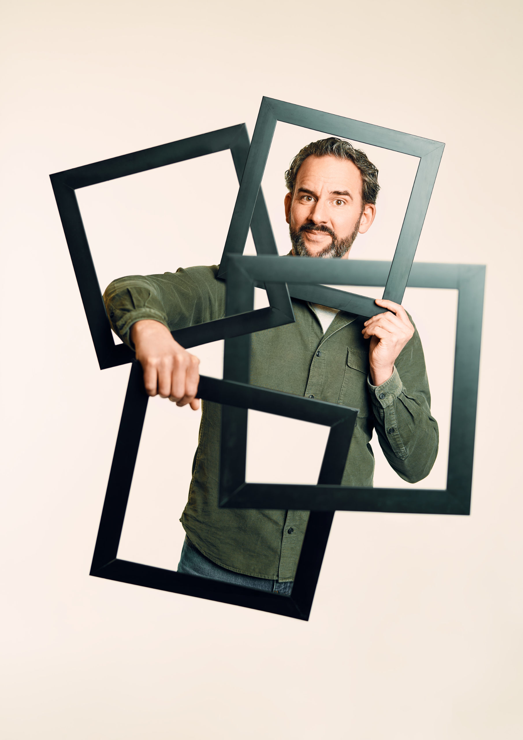 Philipp Scharrenberg Verwirren ist menschlich c Marvin Ruppert scaled