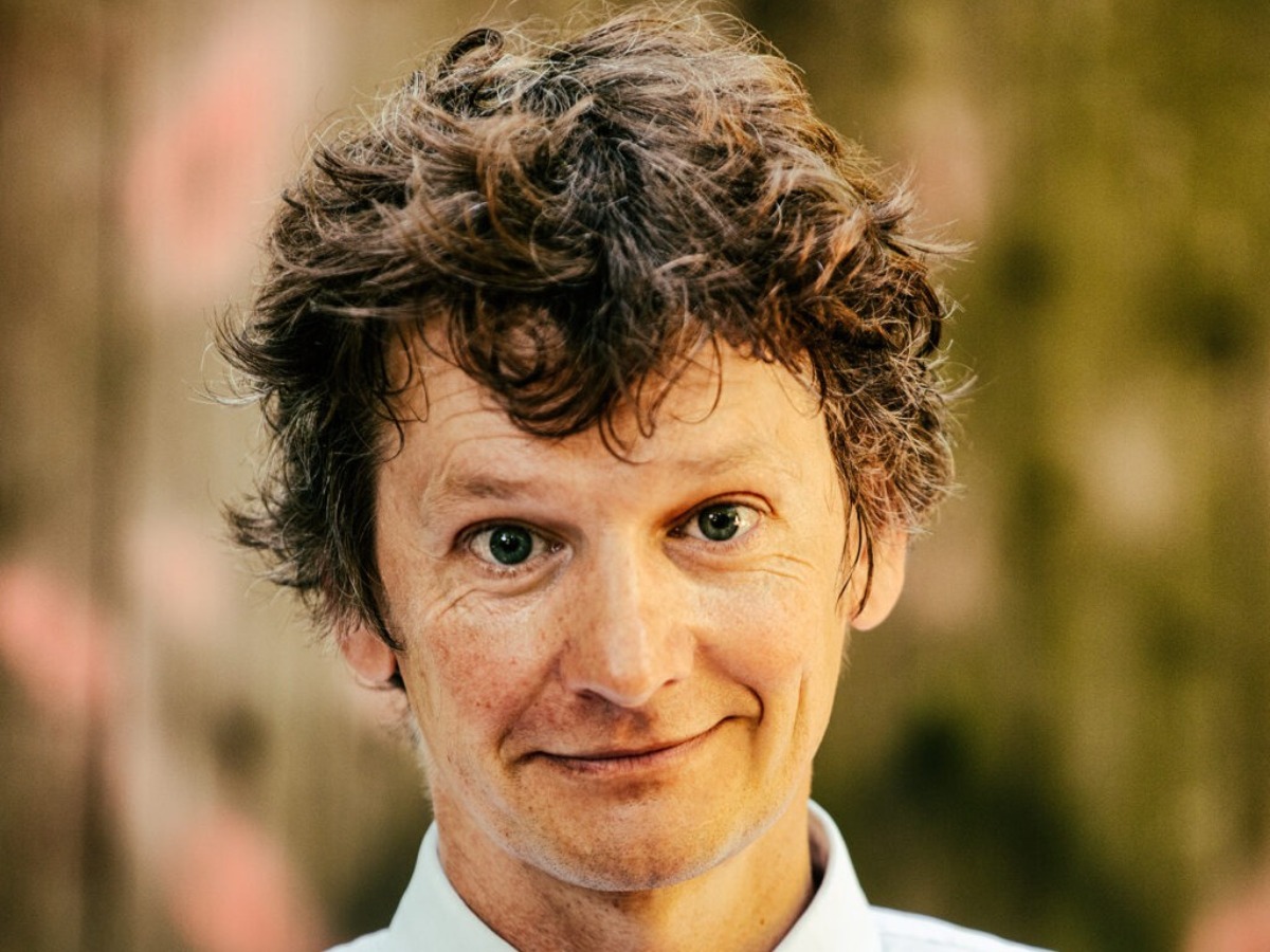 portraitdrei Christoph Simon1700 1024x1536 1